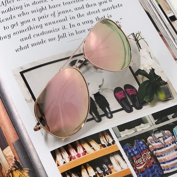 NWT - Polarized Pink Mirrored Aviator Sunglasses - Picture 3 of 6